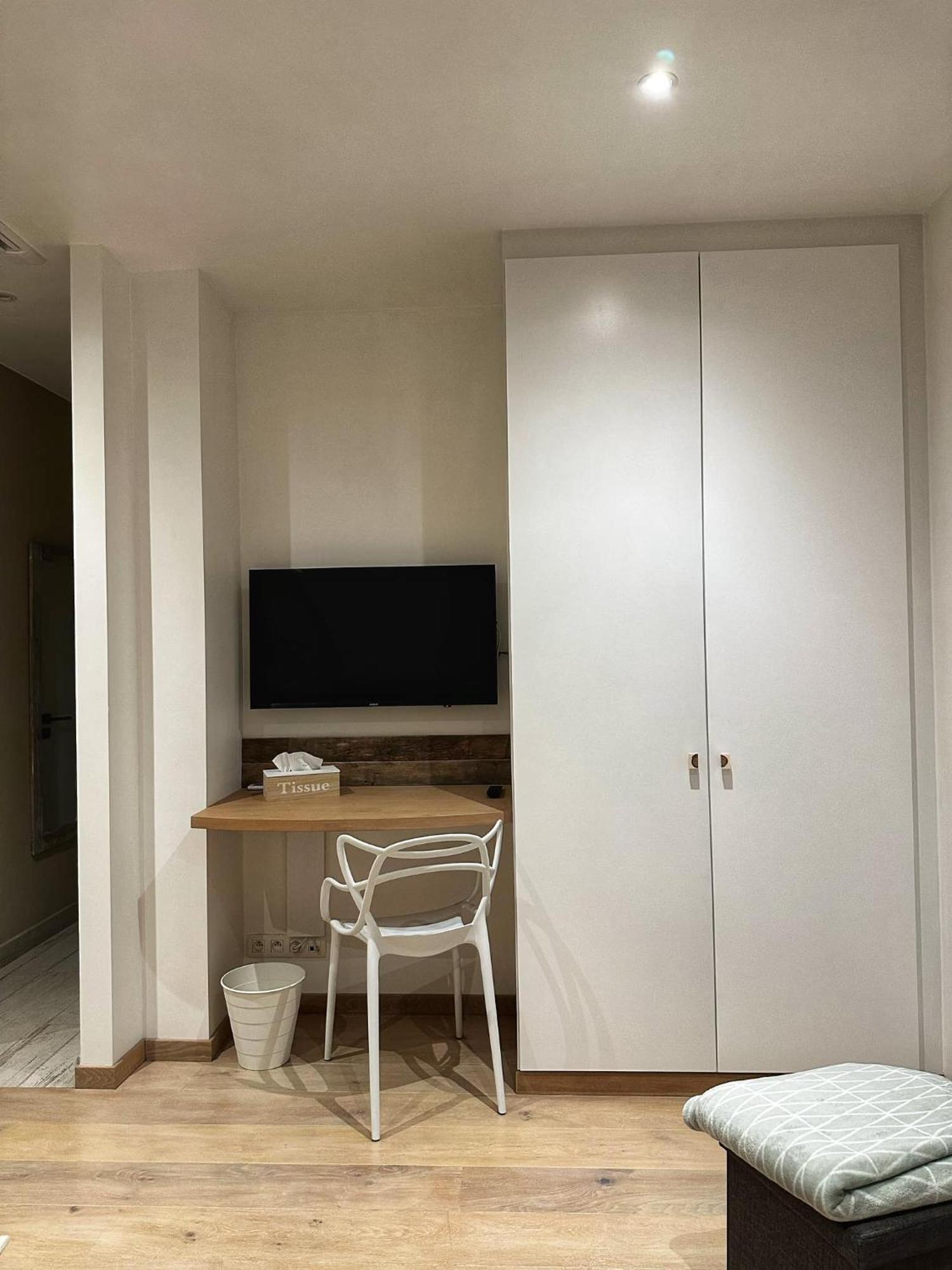 Bed and Breakfast Les Arbres Sous Le Vent A 10 Min De Pairi Daiza Jurbise Exterior foto